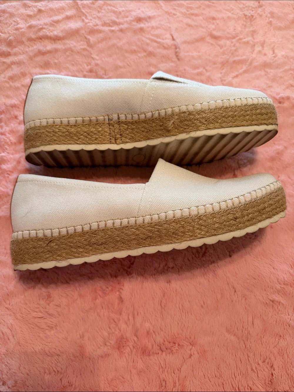 Dr. Scholl’s Off-White Canvas Espadrille Slip-Ons